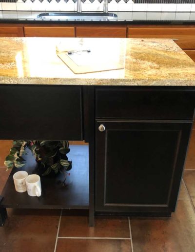 Riverside kitchen and bath kitchen for sale focus on island